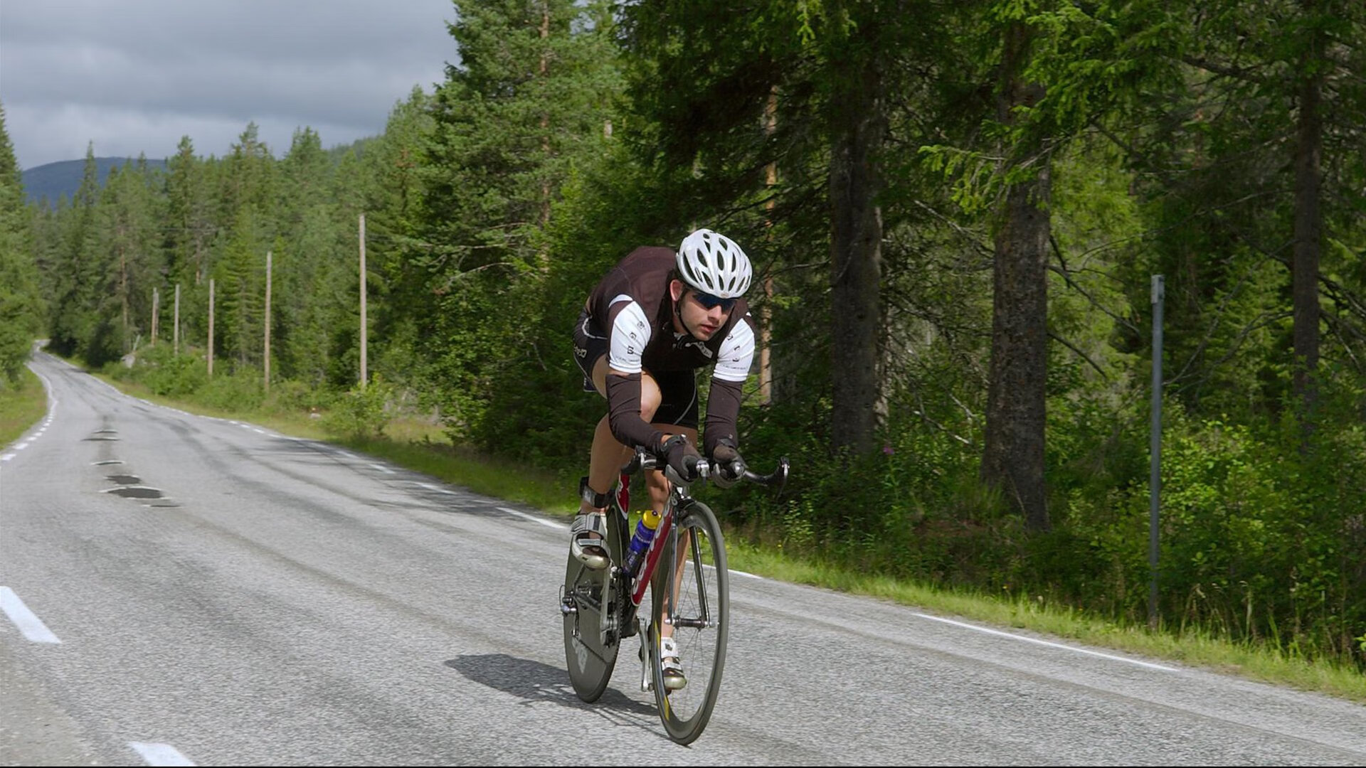 梅德韦杰夫手感滚烫,带领北京国安绝杀密尔沃基雄鹿,赛后一句话霸气侧漏的简单介绍